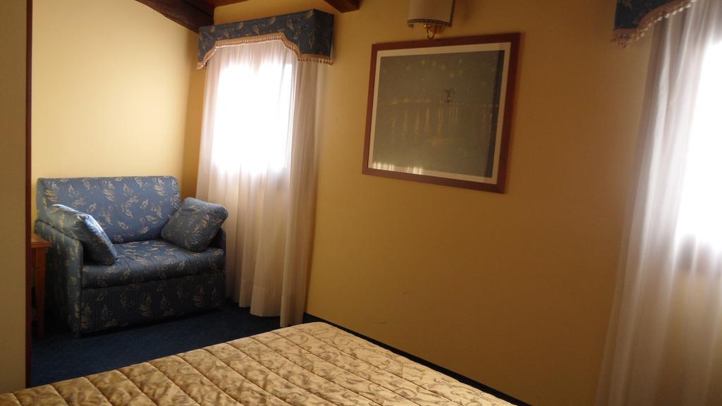 Alloggi Marinella Venice Room photo